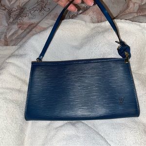 Louis Vuitton Epi blue Pochette